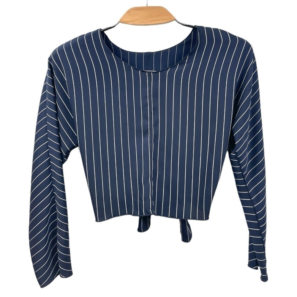 Babaton Abasi Navy Pinstriped Tie Front Cropped Blouse Size XS - Picture 5 of 9